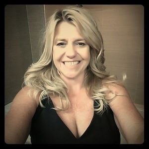 Meet your Posher, Felicia